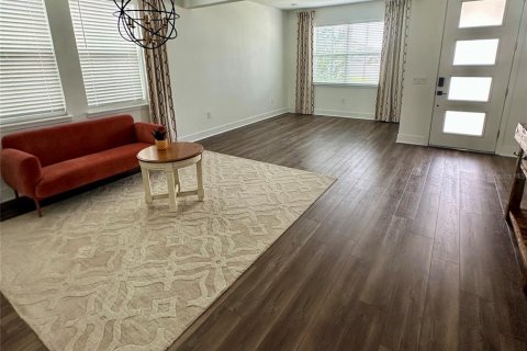 Casa en alquiler en Minneola, Florida, 5 dormitorios, 325.9 m2 № 1917182 - foto 3