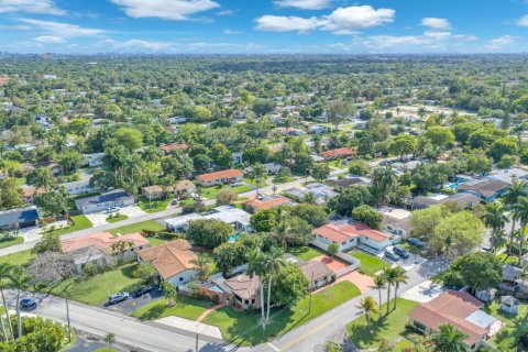Villa ou maison à vendre à Miami, Floride: 3 chambres, 240.52 m2 № 2146831 - photo 30