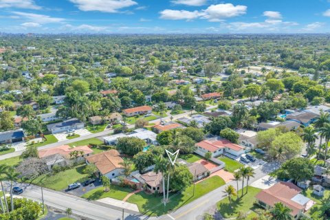 Villa ou maison à vendre à Miami, Floride: 3 chambres, 240.52 m2 № 2146831 - photo 29
