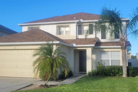 House in Davenport, Florida 6 bedrooms, 301.47 sq.m. № 1407978 - photo 1