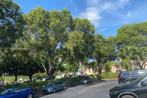 Copropriété à louer à Coral Springs, Floride: 2 chambres, 76.18 m2 № 1987195 - photo 18