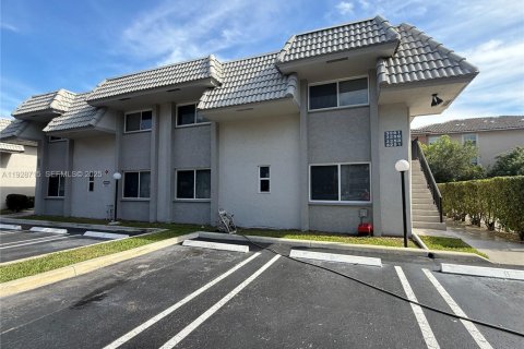 Copropriété à louer à Coral Springs, Floride: 2 chambres, 76.18 m2 № 1987195 - photo 16