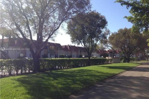 Copropriété à louer à Coral Springs, Floride: 2 chambres, 76.18 m2 № 1987195 - photo 13