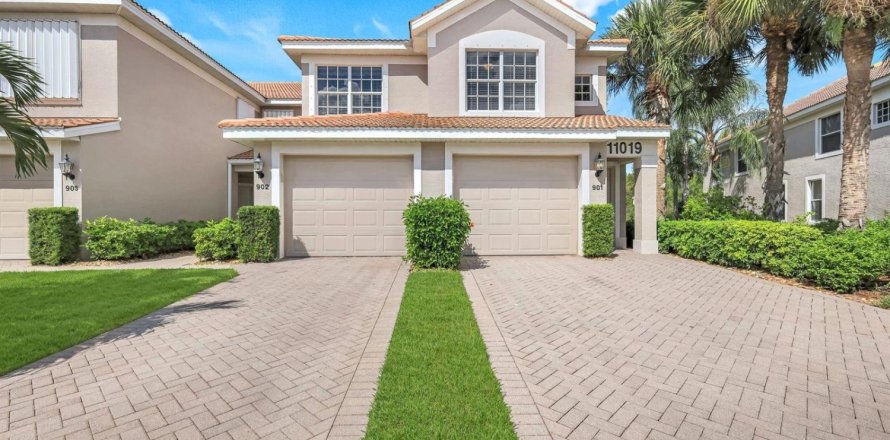 House in Fort Myers, Florida 2 bedrooms, 166.95 sq.m. № 2081962