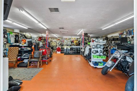 Propiedad comercial en venta en South Daytona, Florida, 358.23 m2 № 1787489 - foto 6