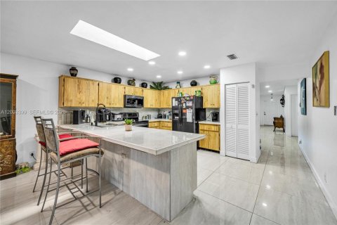 Villa ou maison à vendre à Coral Springs, Floride: 3 chambres, 158.86 m2 № 2066879 - photo 8