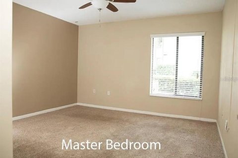 Condo in Palm Harbor, Florida, 3 bedrooms  № 1842297 - photo 11