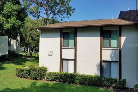 Condo in Palm Harbor, Florida, 3 bedrooms  № 1842297 - photo 1