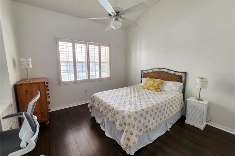 Condo in Bradenton, Florida, 2 bedrooms  № 2203028 - photo 9