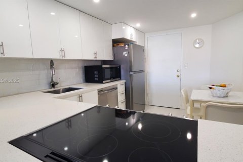 Copropriété à vendre à Miami, Floride: 1 chambre, 79.99 m2 № 2038039 - photo 8