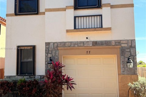 Дом в Хомстед, Флорида 3 спальни, 182.27м2 № 2005941