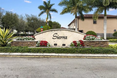 Casa en venta en Homestead, Florida, 3 dormitorios, 182.27 m2 № 2005941 - foto 28