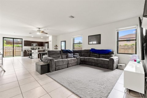 Casa en venta en Homestead, Florida, 3 dormitorios, 182.27 m2 № 2005941 - foto 8