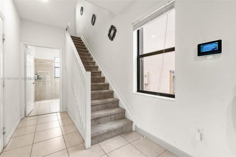 Casa en venta en Homestead, Florida, 3 dormitorios, 182.27 m2 № 2005941 - foto 13