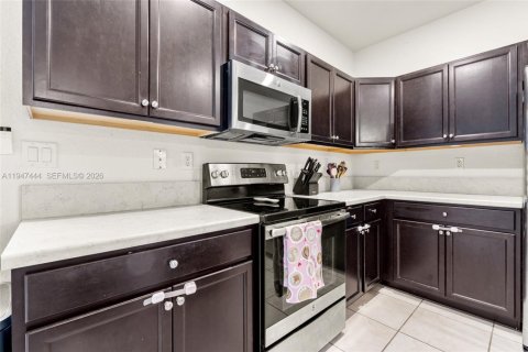 Casa en venta en Homestead, Florida, 3 dormitorios, 182.27 m2 № 2005941 - foto 11