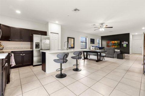 Casa en venta en Homestead, Florida, 3 dormitorios, 182.27 m2 № 2005941 - foto 7