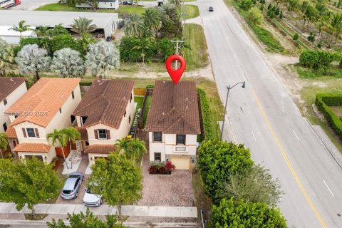 Casa en venta en Homestead, Florida, 3 dormitorios, 182.27 m2 № 2005941 - foto 24