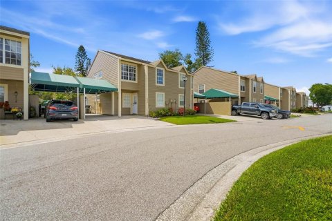 Condo in Tampa, Florida, 2 bedrooms  № 2376815