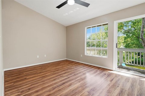 Condo in Tampa, Florida, 2 bedrooms  № 2376815 - photo 29