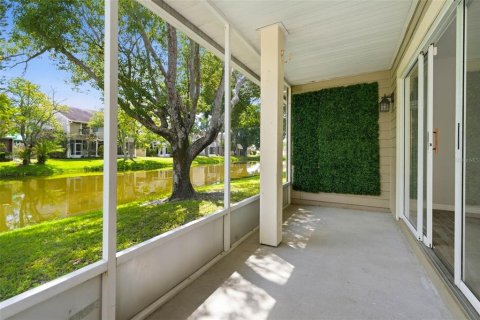 Condo in Tampa, Florida, 2 bedrooms  № 2376815 - photo 20