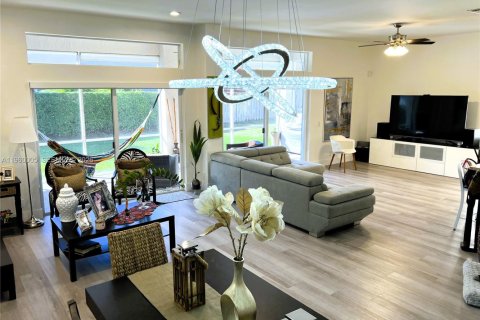 Villa ou maison à vendre à Weston, Floride: 3 chambres, 180.42 m2 № 2028277 - photo 5