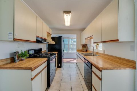 Villa ou maison à vendre à Daytona Beach, Floride: 3 chambres, 143.72 m2 № 2425309 - photo 10