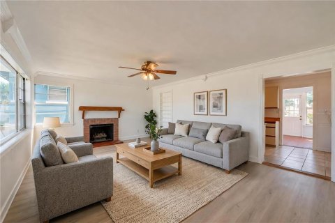 Villa ou maison à vendre à Daytona Beach, Floride: 3 chambres, 143.72 m2 № 2425309 - photo 5