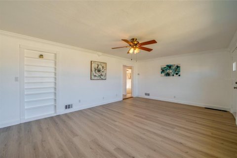 Villa ou maison à vendre à Daytona Beach, Floride: 3 chambres, 143.72 m2 № 2425309 - photo 7