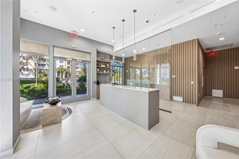 Copropriété à louer à Bay Harbor Islands, Floride: 4 chambres, 207.17 m2 № 2079690 - photo 30