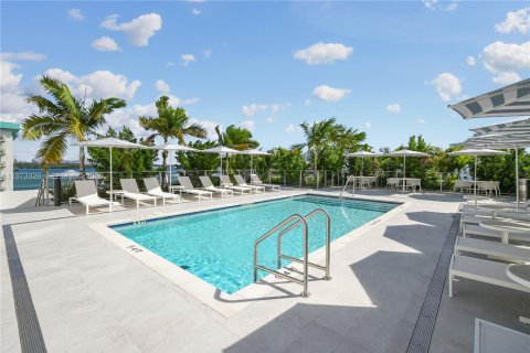 Copropriété à louer à Bay Harbor Islands, Floride: 4 chambres, 207.17 m2 № 2079690 - photo 27