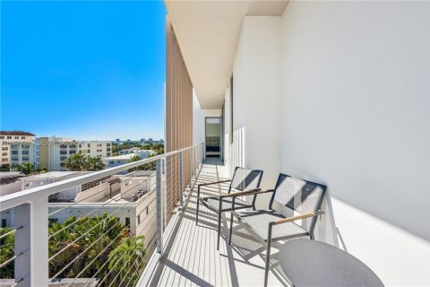 Copropriété à louer à Bay Harbor Islands, Floride: 4 chambres, 207.17 m2 № 2079690 - photo 24
