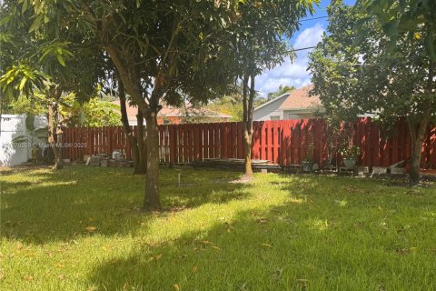 Casa en alquiler en Port St. Lucie, Florida, 3 dormitorios, 142.88 m2 № 1895324 - foto 21