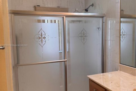 Casa en alquiler en Port St. Lucie, Florida, 3 dormitorios, 142.88 m2 № 1895324 - foto 15