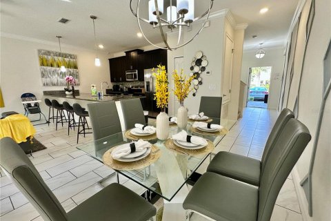 Adosado en venta en Kissimmee, Florida, 4 dormitorios, 177.81 m2 № 1273865 - foto 8