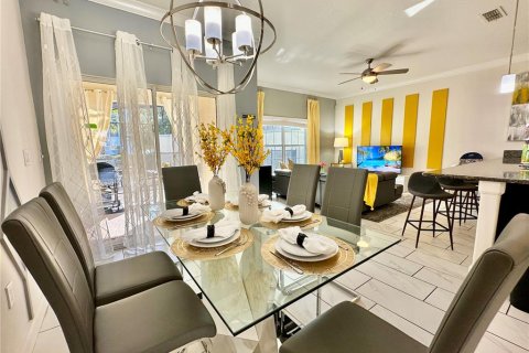Adosado en venta en Kissimmee, Florida, 4 dormitorios, 177.81 m2 № 1273865 - foto 7