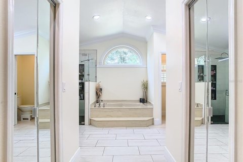 House in Orlando, Florida 4 bedrooms, 246.01 sq.m. № 2140999 - photo 25