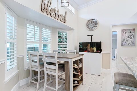 House in Orlando, Florida 4 bedrooms, 246.01 sq.m. № 2140999 - photo 16