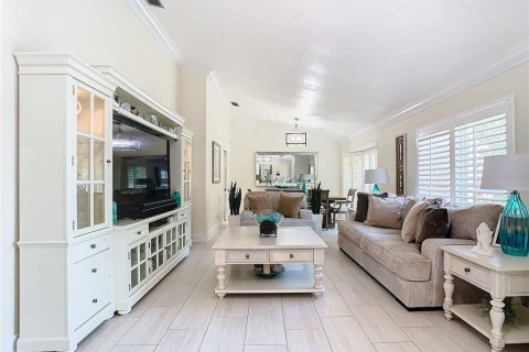 House in Orlando, Florida 4 bedrooms, 246.01 sq.m. № 2140999 - photo 5