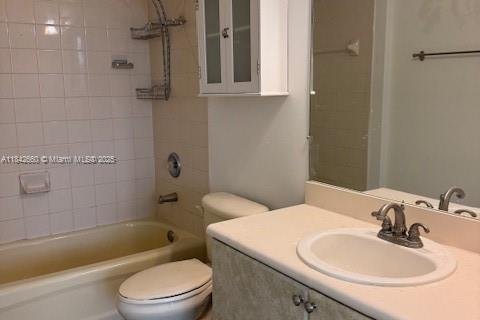 Condo in Hialeah, Florida, 2 bedrooms  № 1834261 - photo 18