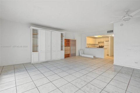 Copropriété à vendre à Miami Beach, Floride: 55.74 m2 № 2369772 - photo 12