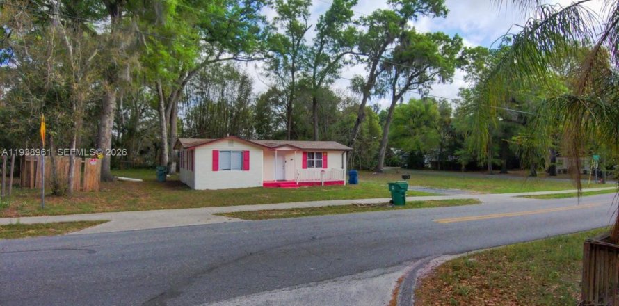 Casa en DeLand, Florida 2 dormitorios, 65.77 m2 № 1996734