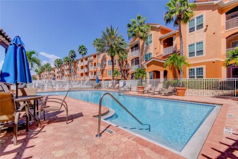 Condo in Tampa, Florida, 1 bedroom  № 1569736 - photo 23