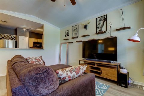 Condo in Tampa, Florida, 1 bedroom  № 1569736 - photo 13