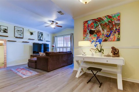 Condo in Tampa, Florida, 1 bedroom  № 1569736 - photo 10
