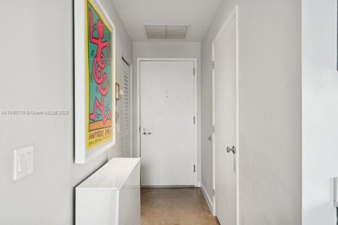 Copropriété à vendre à Miami, Floride: 2 chambres, 90.77 m2 № 1845878 - photo 8