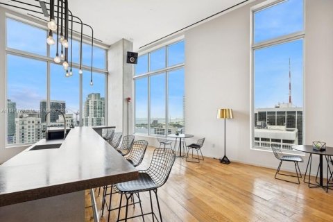 Copropriété à vendre à Miami, Floride: 2 chambres, 90.77 m2 № 1845878 - photo 24