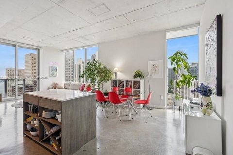 Copropriété à vendre à Miami, Floride: 2 chambres, 90.77 m2 № 1845878 - photo 2
