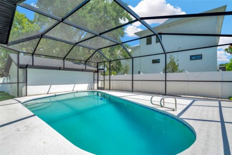 Villa ou maison à vendre à Tampa, Floride: 4 chambres, 212.75 m2 № 2149212 - photo 16