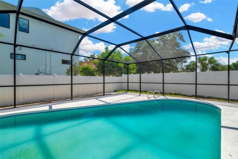 Villa ou maison à vendre à Tampa, Floride: 4 chambres, 212.75 m2 № 2149212 - photo 11