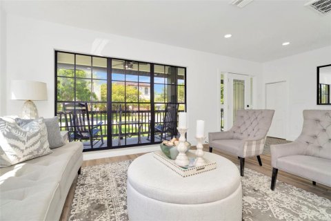 Villa ou maison à vendre à Tampa, Floride: 4 chambres, 212.75 m2 № 2149212 - photo 21